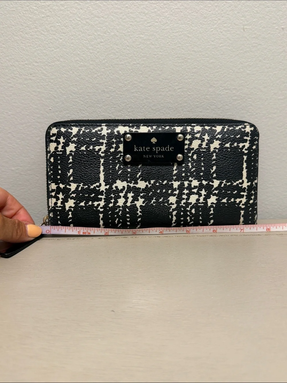 Kate Spade Belleville Plaid Zip Around Continental Wallet Black Cream